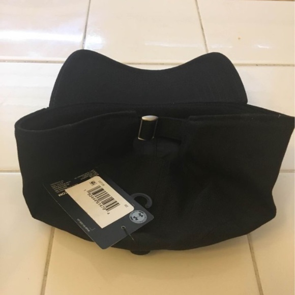 BRAND NEW men under armour cotton black adjustable cap / hat - Picture 5 of 5